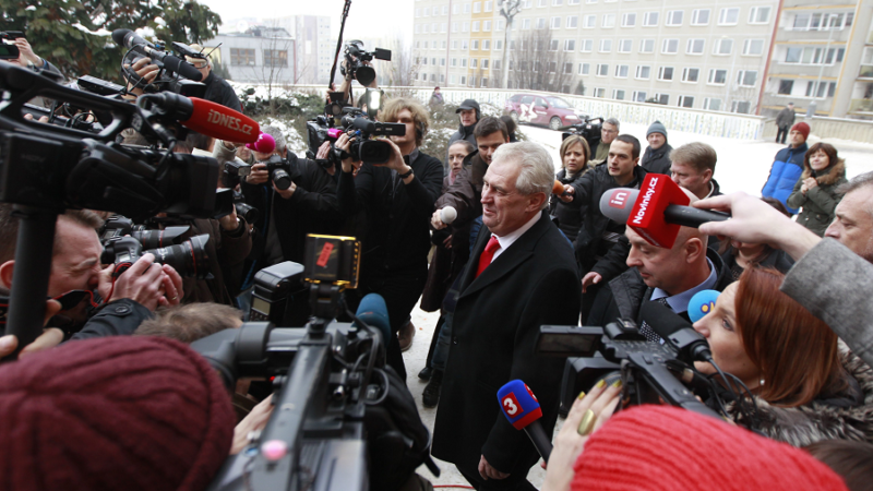 Miloš Zeman počas prezidentských volieb v roku 2013. FOTO: TASR/AP